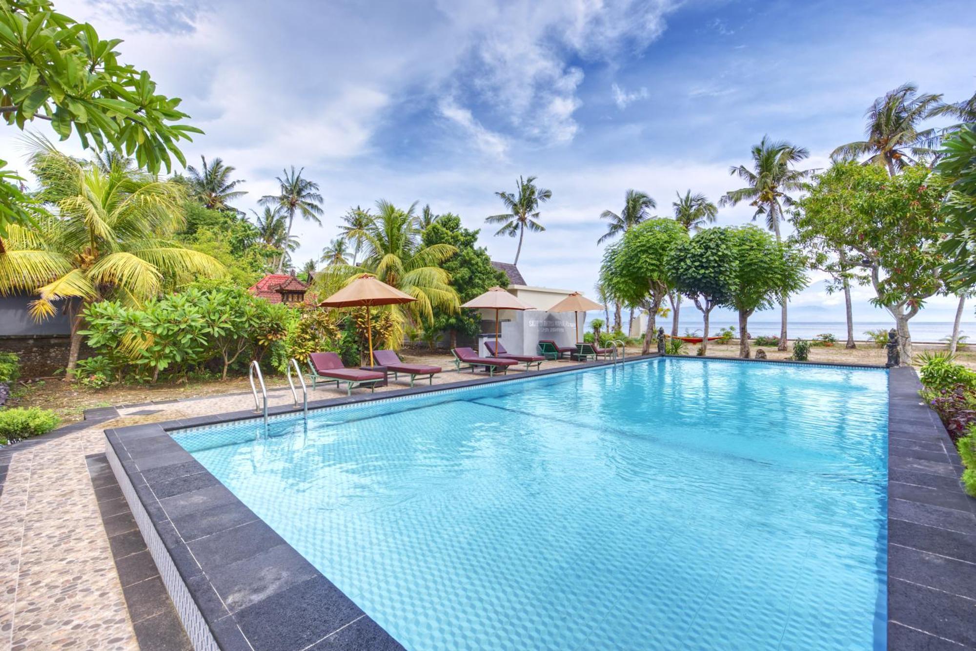 Putri Nusa Beach Ped ภายนอก รูปภาพ